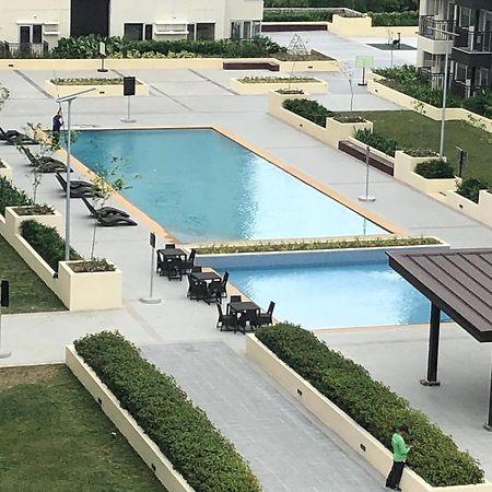 Spacious 2 Bedroom Condo Unit For Rent 伊洛伊洛 外观 照片