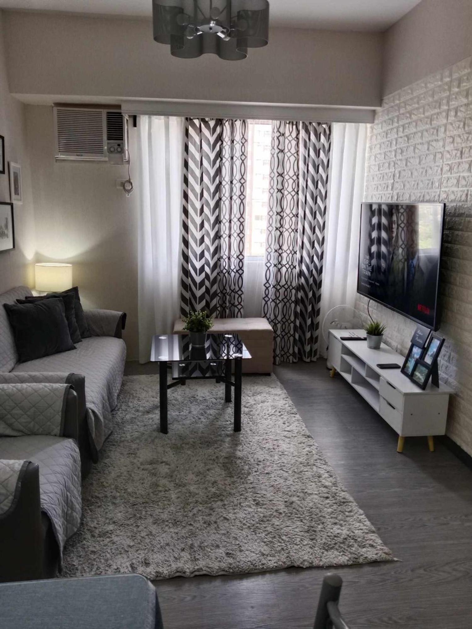 Spacious 2 Bedroom Condo Unit For Rent 伊洛伊洛 外观 照片