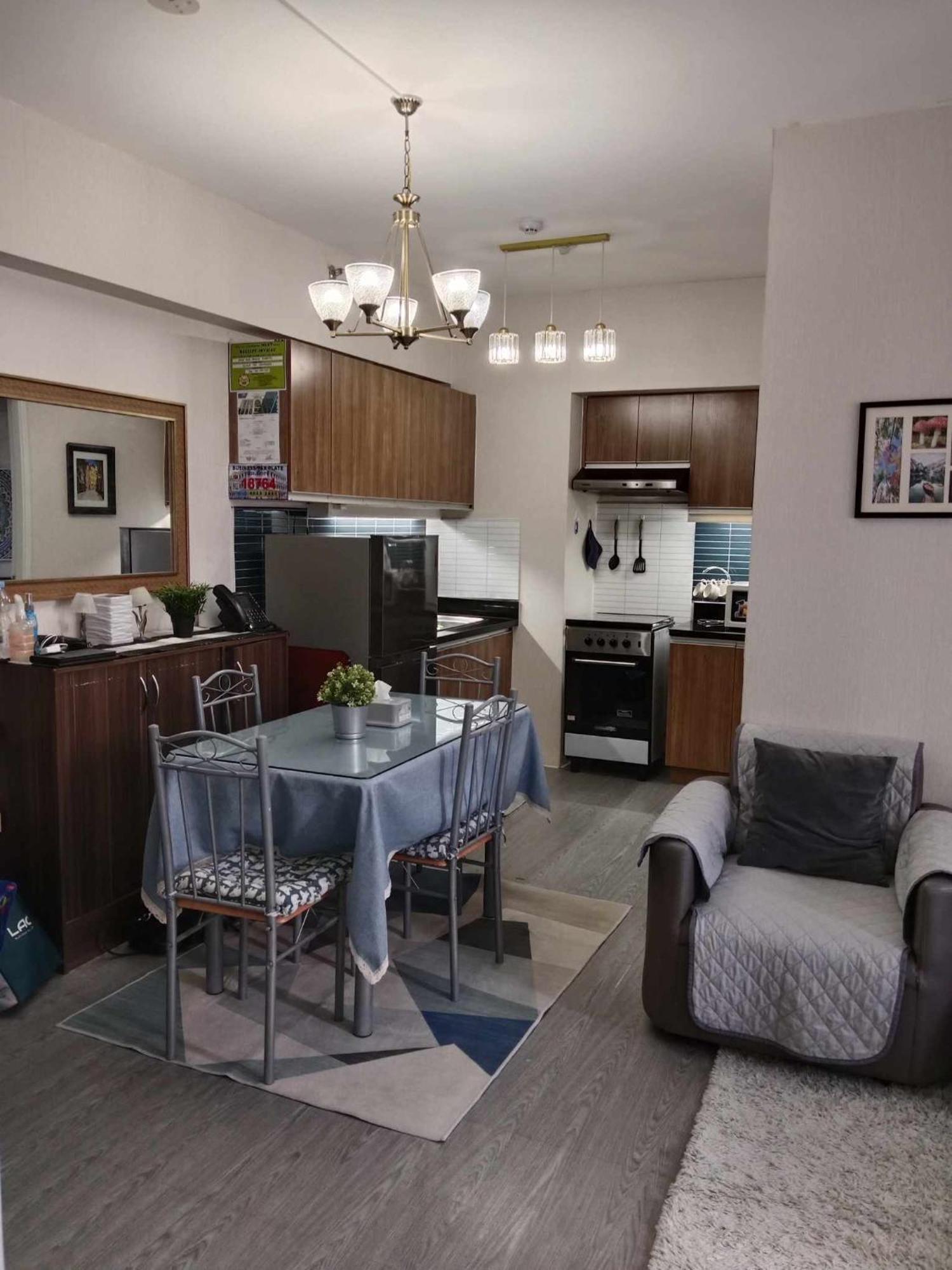 Spacious 2 Bedroom Condo Unit For Rent 伊洛伊洛 外观 照片